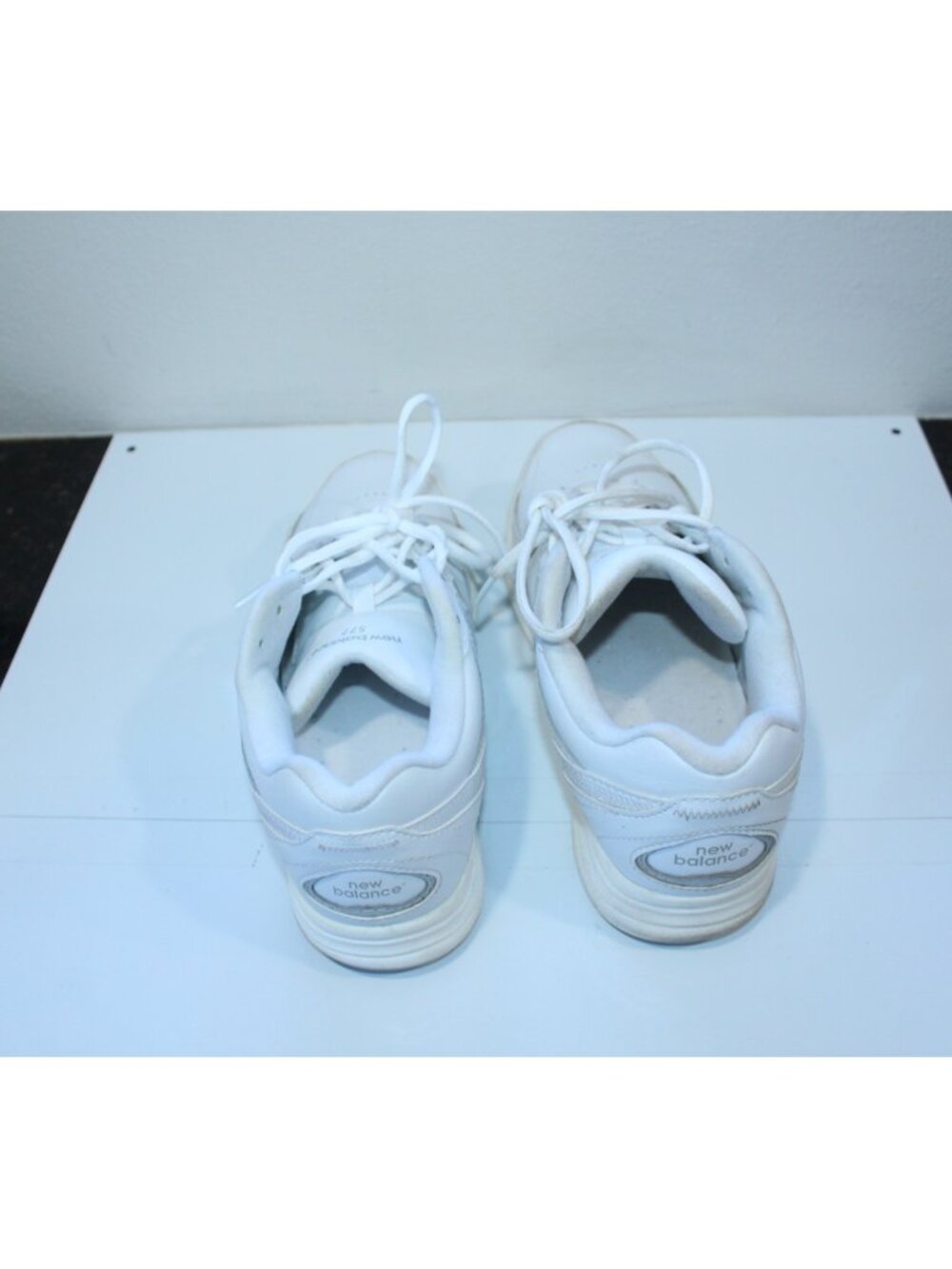 New Balance Walking Shoes Athletic Tennis Shoes Women's 10, Men's 8.5 - Picture 5 of 10